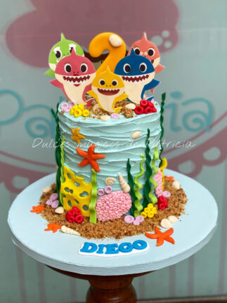 Tarta infantil Baby shark