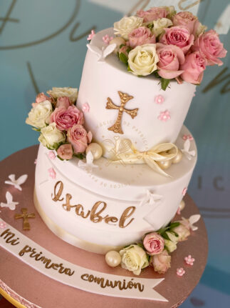 Tarta decorada Mi primera comunión