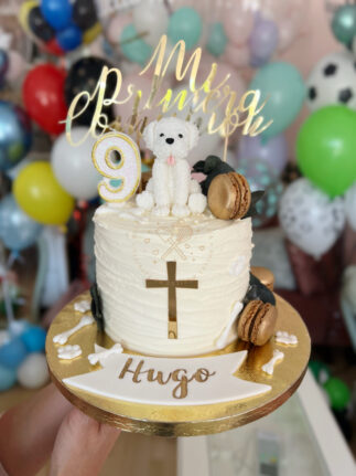 Tarta de comunión con perrito