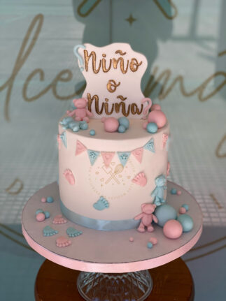 Tarta decorada relevación del sexo del bebé