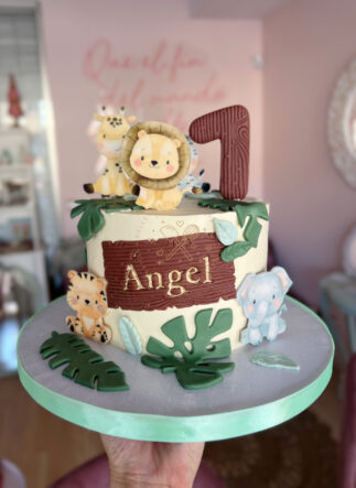 Tarta decorada infantil animalitos salvajes