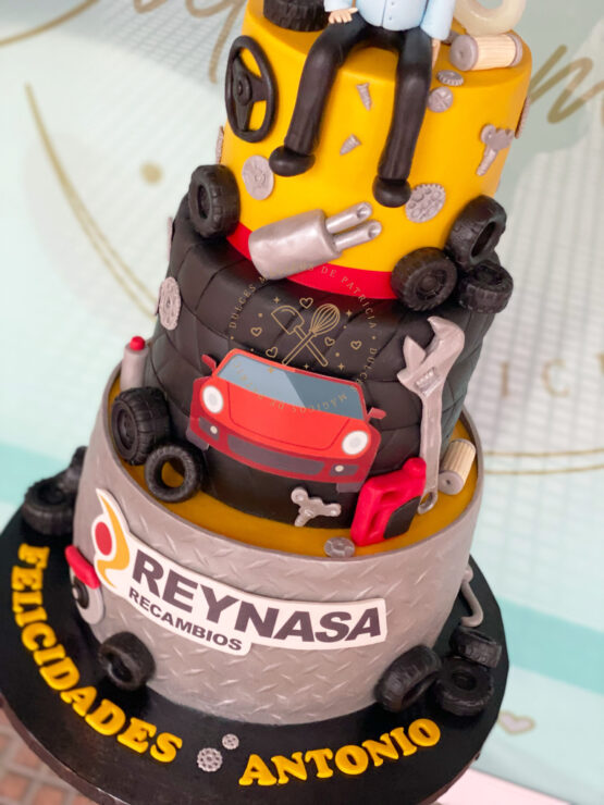 Tarta decorada corporativa Reynasa