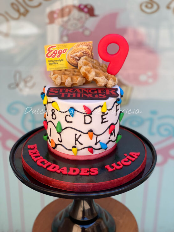 Tarta Stranger Things