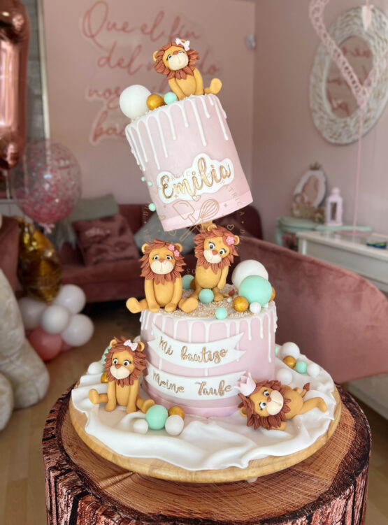 Tarta decorada leoninos