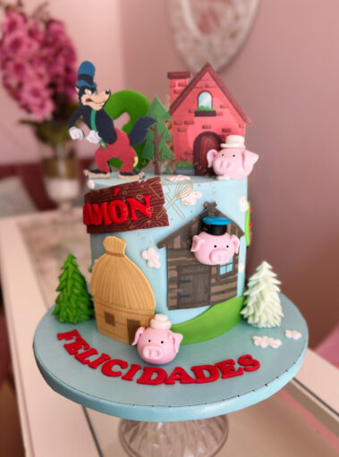 Tarta decorada infantil los 3 cerditos
