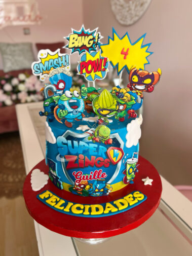 Tarta decorada infantil Superzings