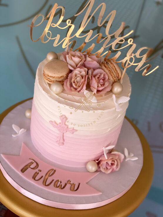 Tarta decorada Mi primera comunión