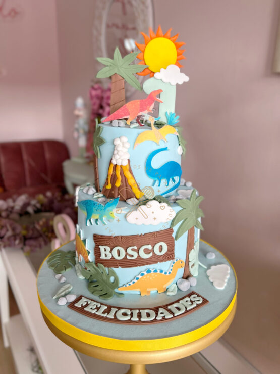 tarta decorada infantil dinosaurios
