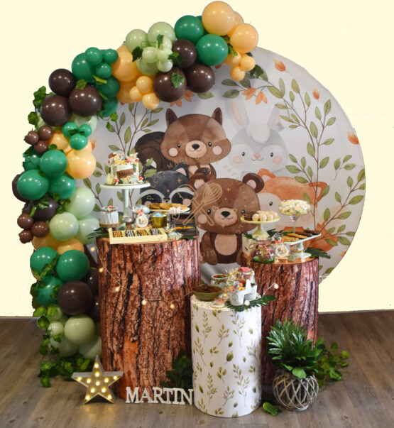 Mesa dulces animales del bosque