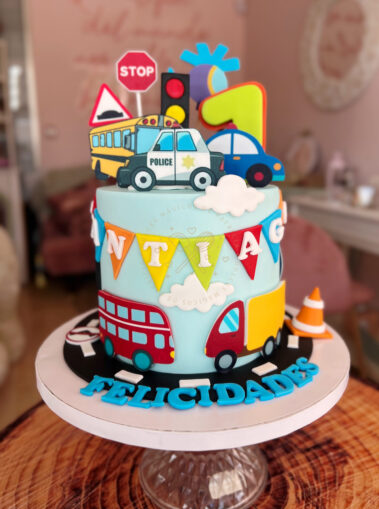 Tarta decorada infantil medios de transporte