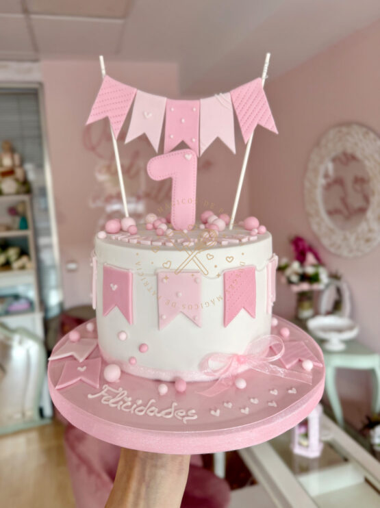 tarta-banderines-1-año-madrid-alcala