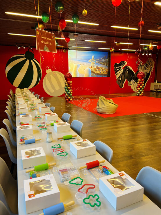 Evento decoración de galletas en Coca-Cola españa