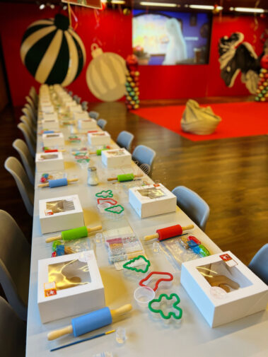 Evento decoración de galletas en Coca-Cola españa