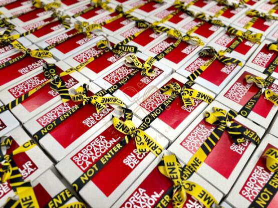 cajas-navidad-dulces-corporativas-axn