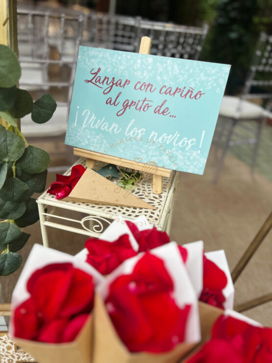 Rincón de pétalos boda