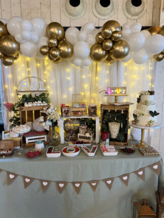 Candy bar boda Love dorado