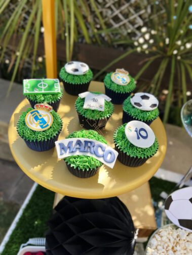Mesa dulce cumpleaños de fútbol Real Madrid