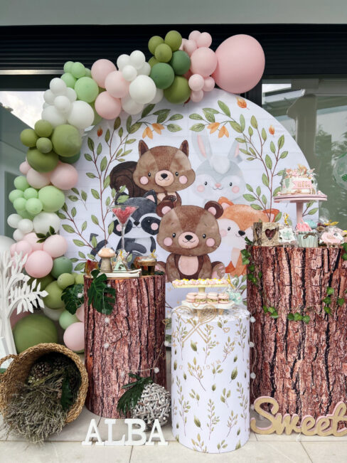 Mesa dulce cumpleaños animalitos del bosque