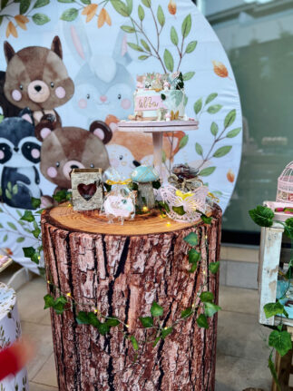 Mesa dulce cumpleaños animalitos del bosque