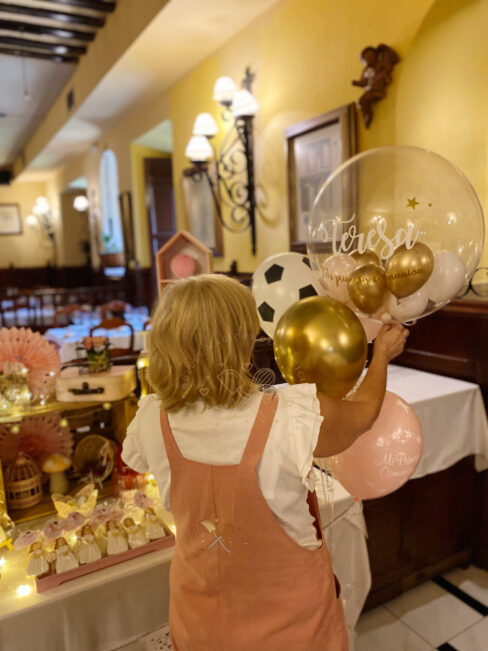 Candy bar comunión tonos románticos