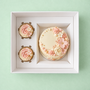 caja-mini-tarta-y-2-cupcakes-tapa-transparente